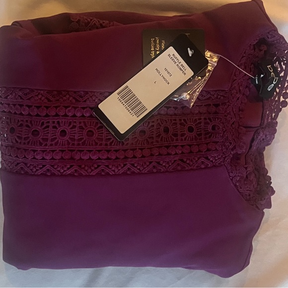 bebe Plum Lace-Inset Long Sleeve Romper - Picture 5 of 7